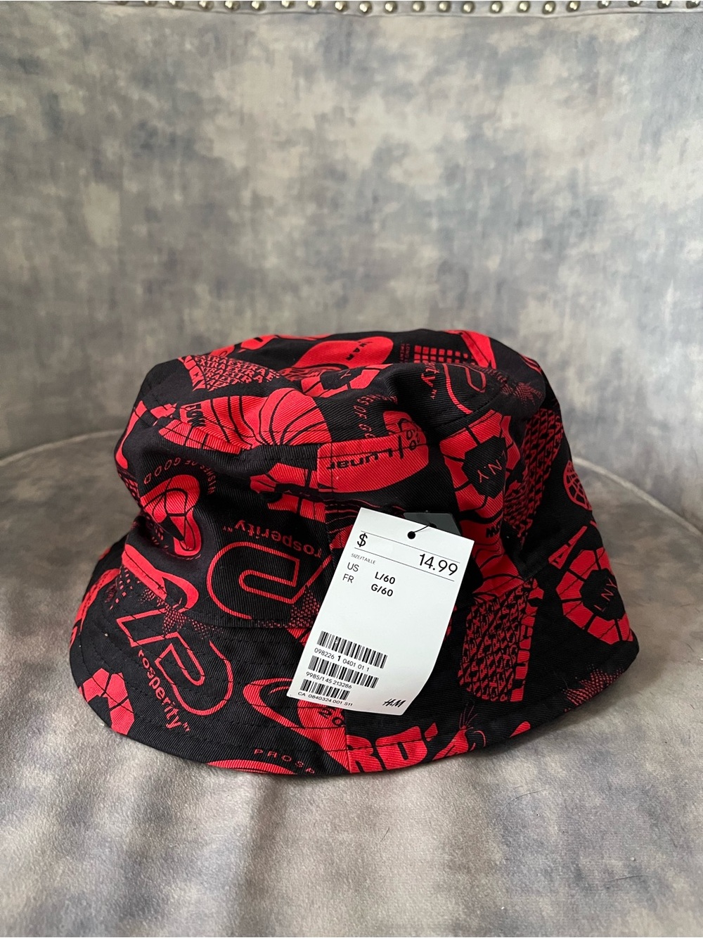 H&M Black and Red Graphic Bucket Hat